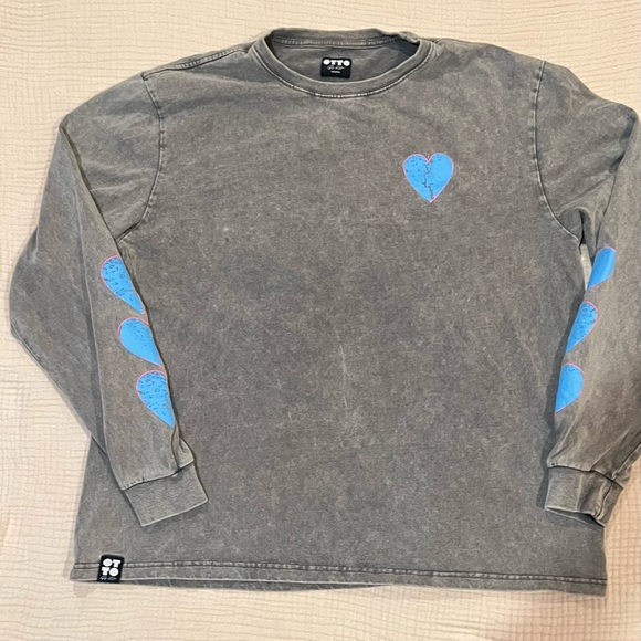 OTTO by kris Duct Taped Heart Long Sleeve Crewneck Tee Blue Heart Accents Sz XXL - Picture 2 of 15